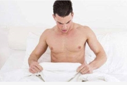 男人睡觉容易遗精是怎么回事？经常遗精需要引起重视了